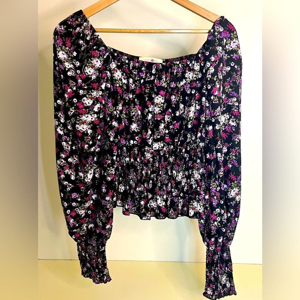 NWT - Floral smoked blouse - Large (juniors sizing)